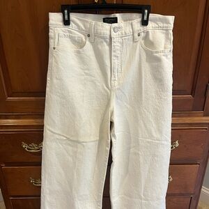 Banana Republic Women’s Cream Relaxed Jeans